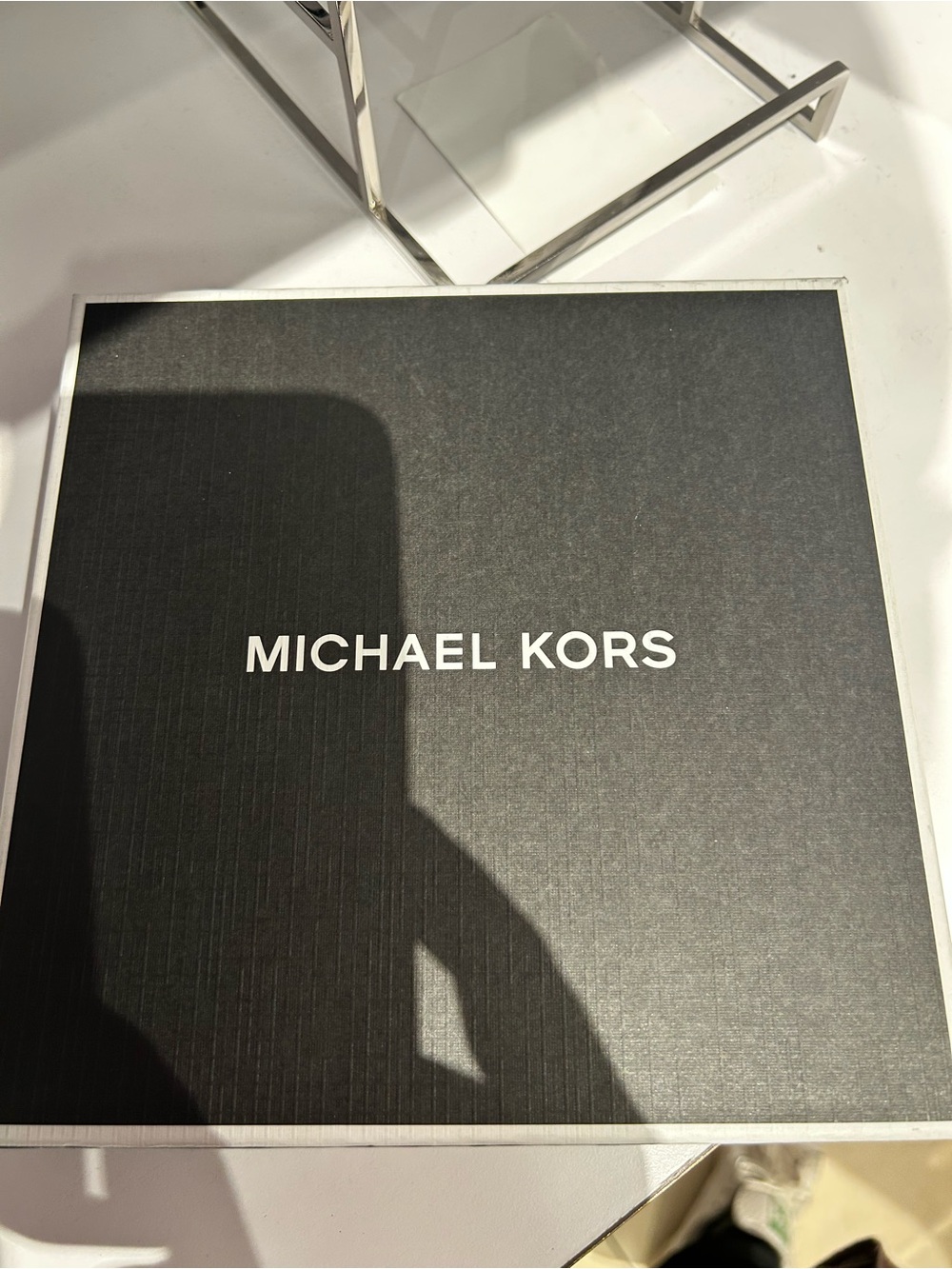 Michael Kors Black Pebbled Leather Passport Cover & Luggage Tag Set - Picture 5 of 5